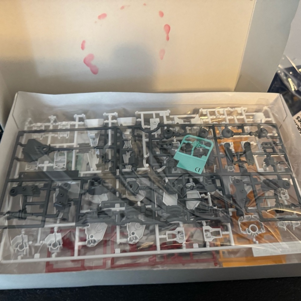 Hobby RX-78-2 Gundam Model Kit. Bandai Entry Grade 1/144 RX‑93. Super fun! NEW! - Picture 8 of 10